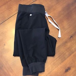 Figs scrubs (top and bottom )